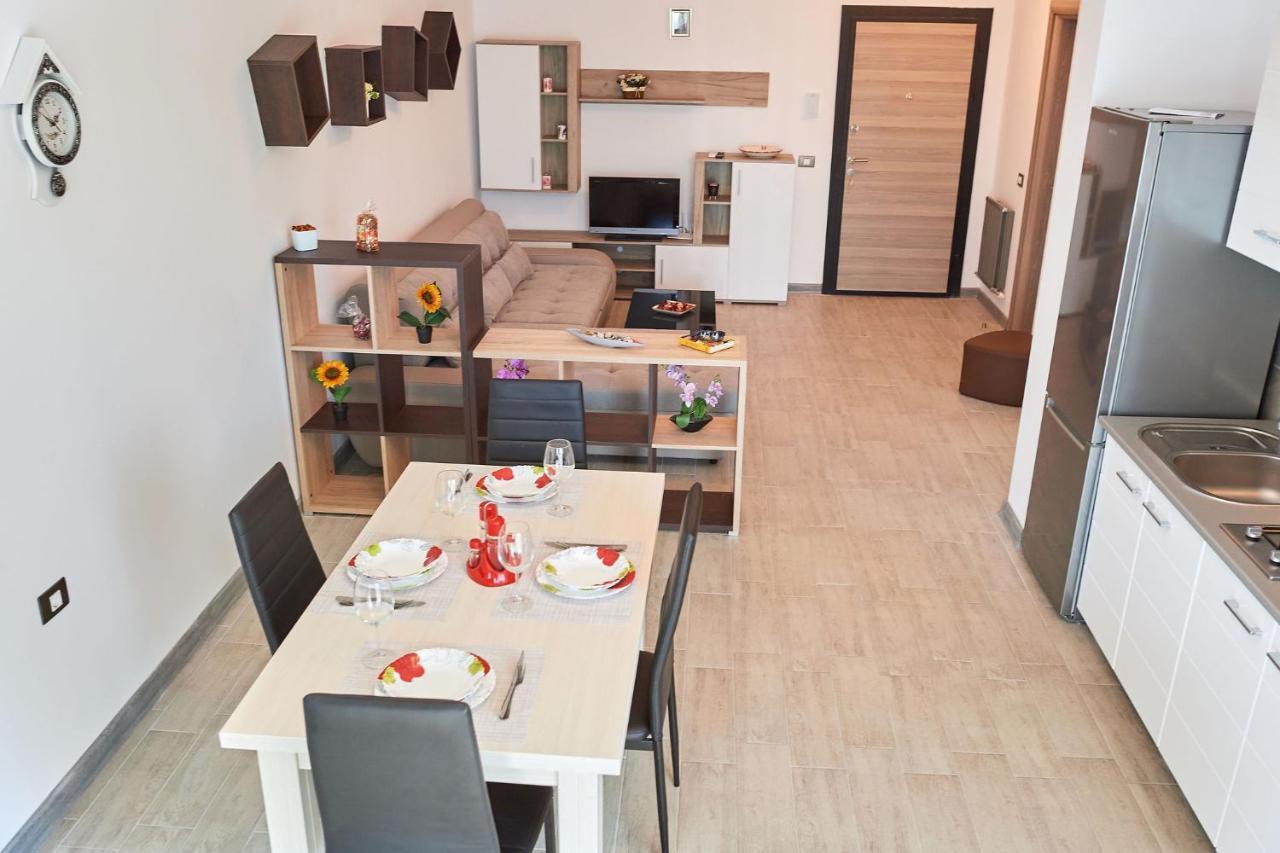 Rubic Apartment Spa N Pool Beach Resort Năvodari Kültér fotó