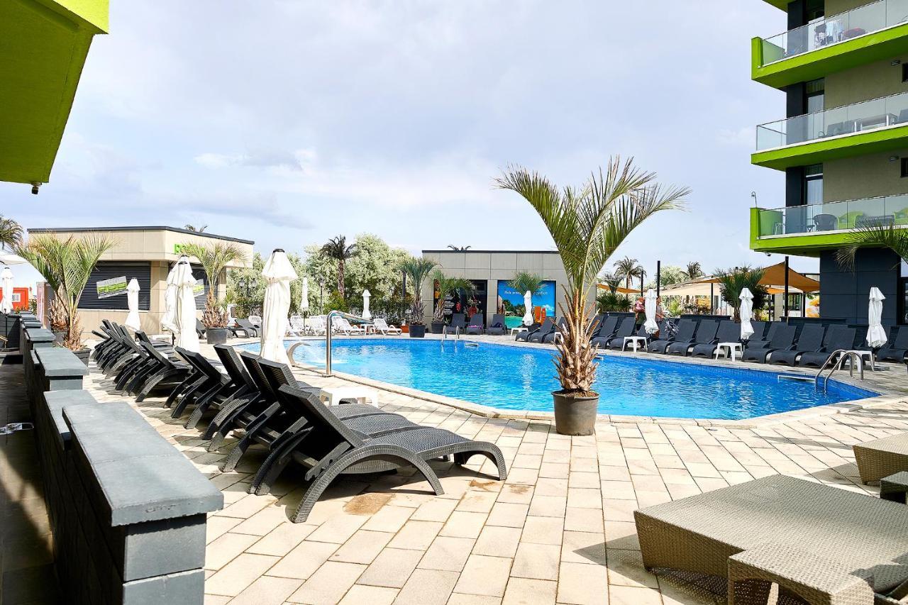 Rubic Apartment Spa N Pool Beach Resort Năvodari Kültér fotó